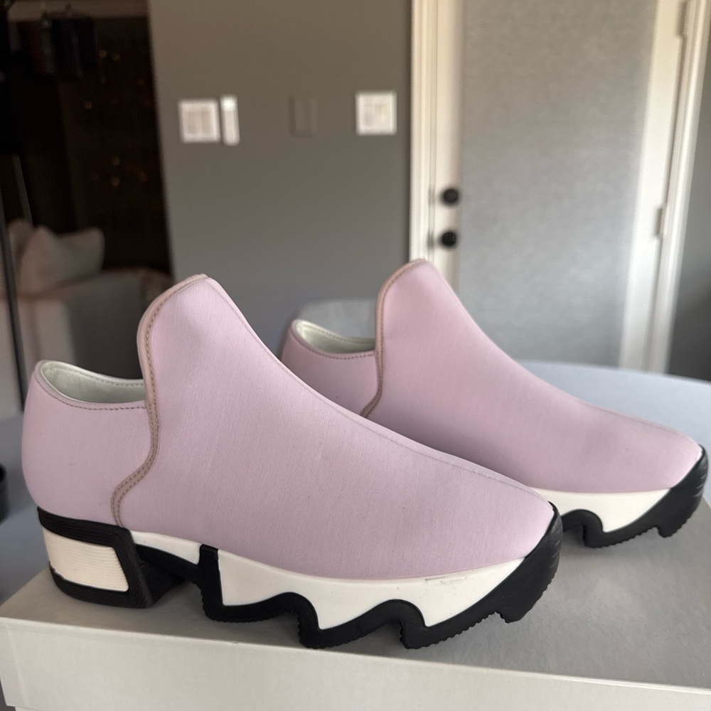 iRi WES Pink Outline Neoprene Low Top Sneaker - Picture 4 of 8